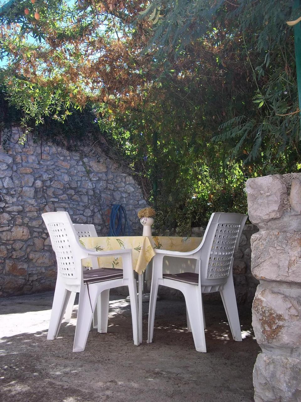 Apartments Anita Veli Losinj Exterior photo
